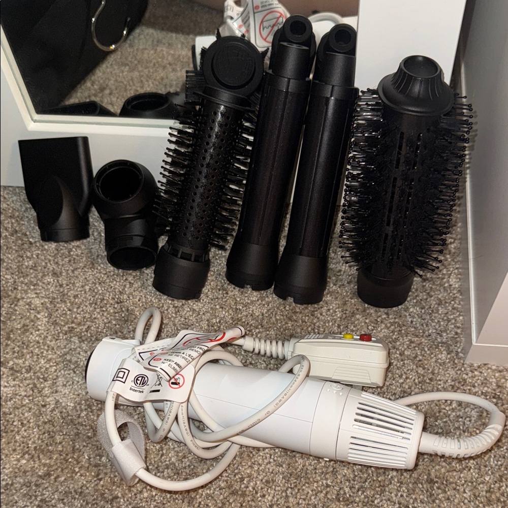 Barely used Bondi Boost air styler